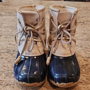 Jack Rogers Duck Style Boots With Sparkles.